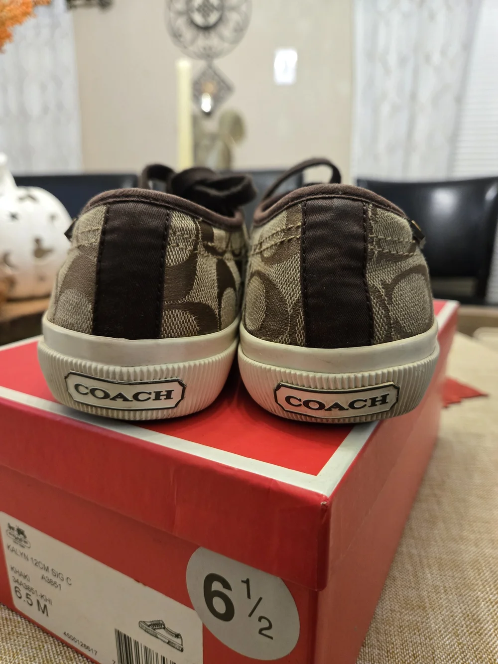 Coach Women’s Brown Signature Canvas Sneakers 6.5M